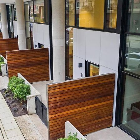 Airy And Open Corner Loft - 92 Walkscore Redmond Exteriör bild